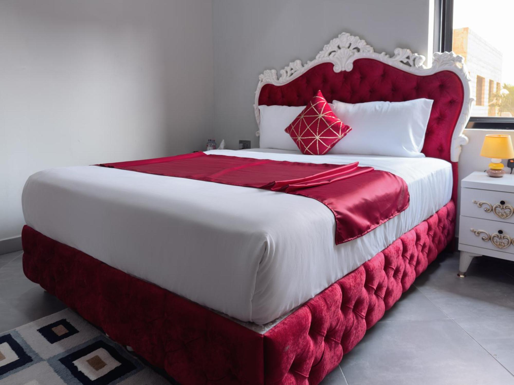 Euro Homes Hotel Accra Kültér fotó