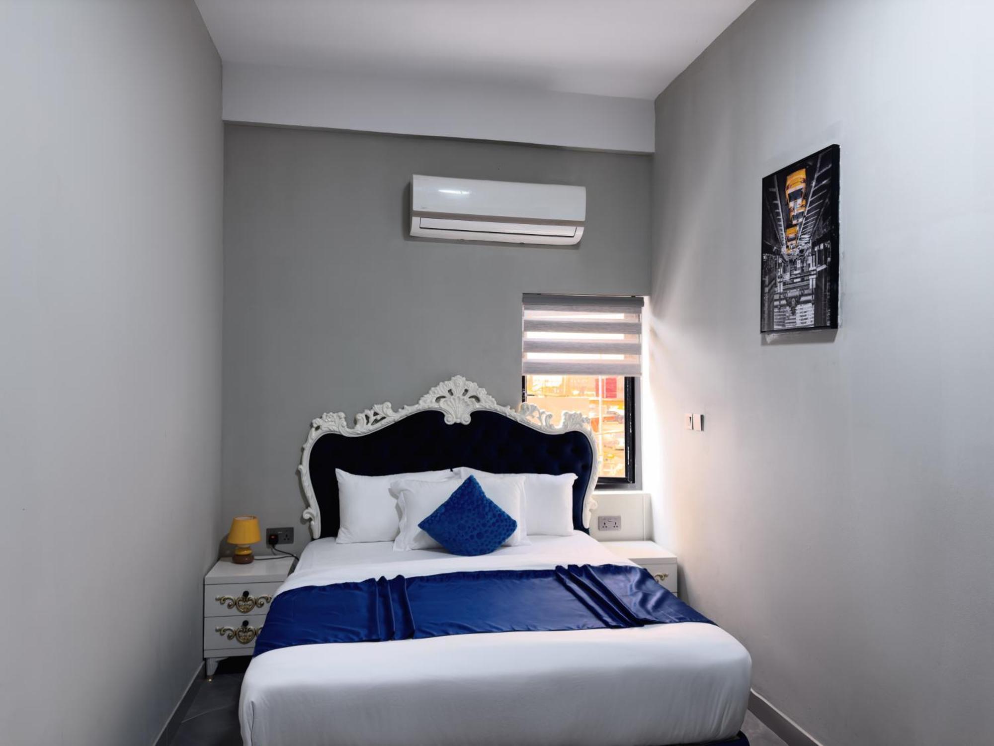 Euro Homes Hotel Accra Kültér fotó