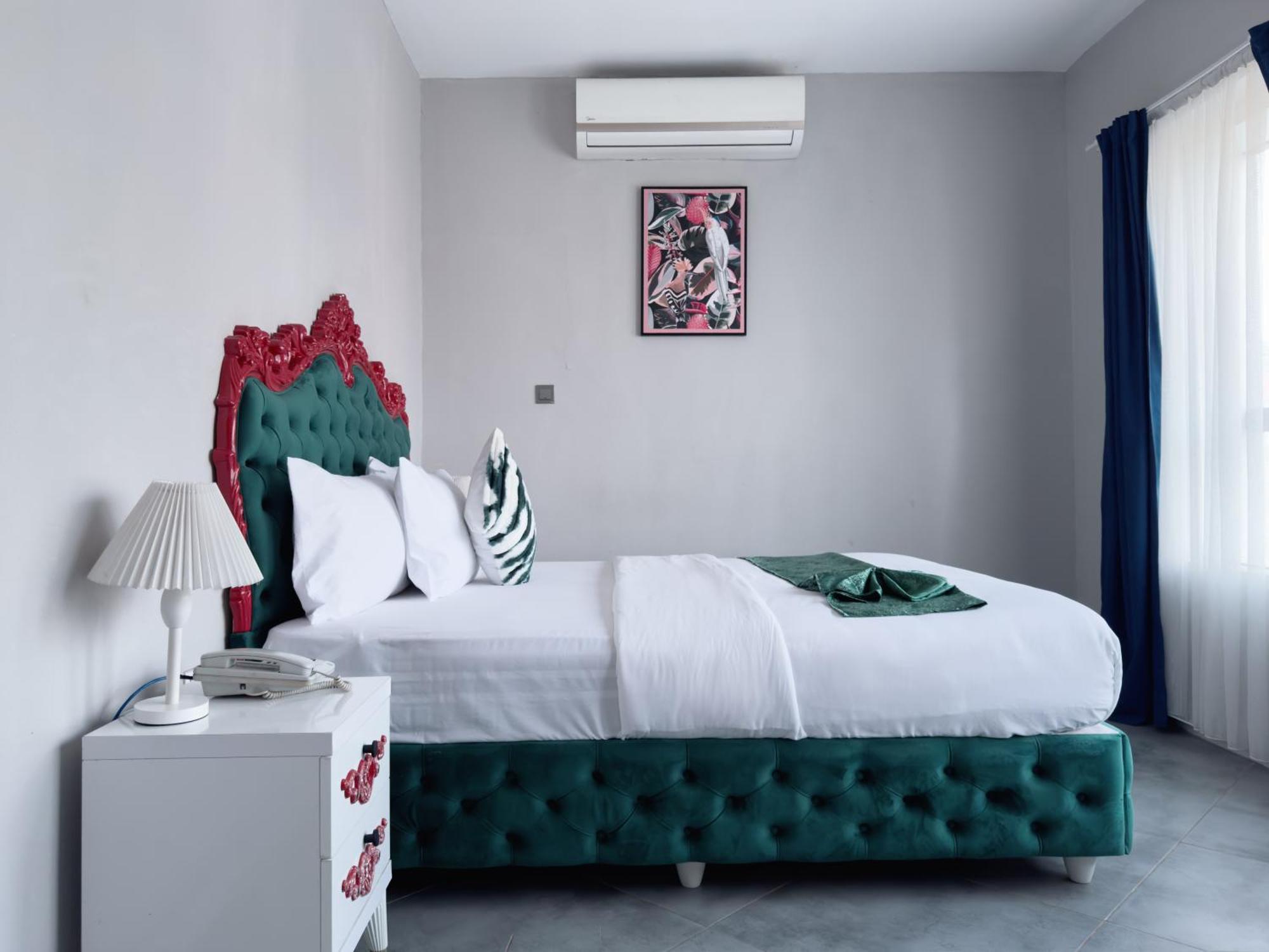 Euro Homes Hotel Accra Kültér fotó