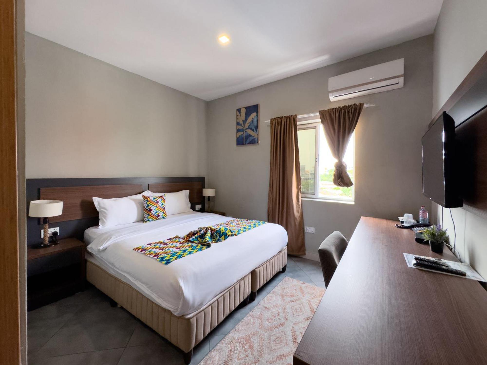 Euro Homes Hotel Accra Kültér fotó