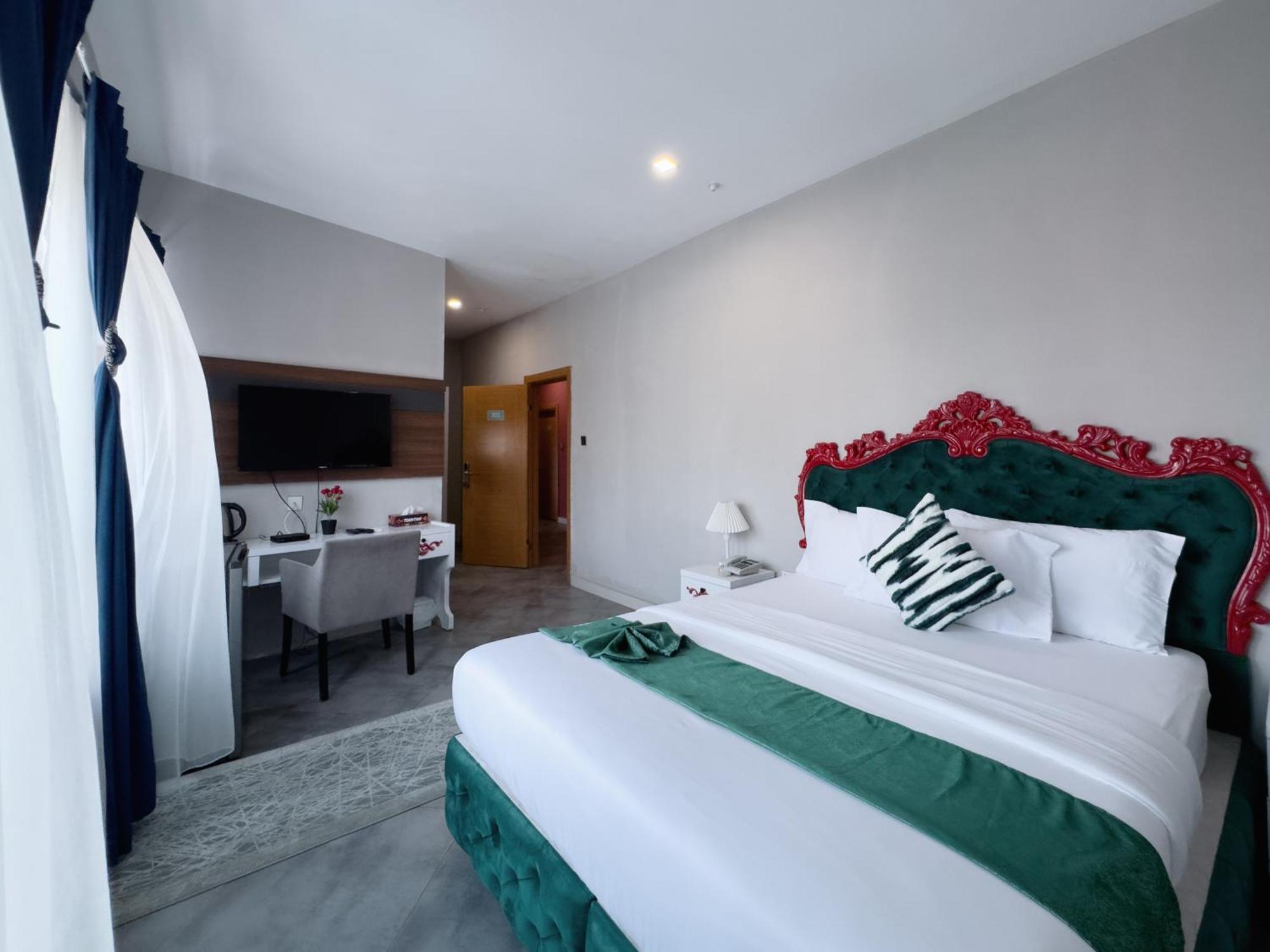 Euro Homes Hotel Accra Kültér fotó