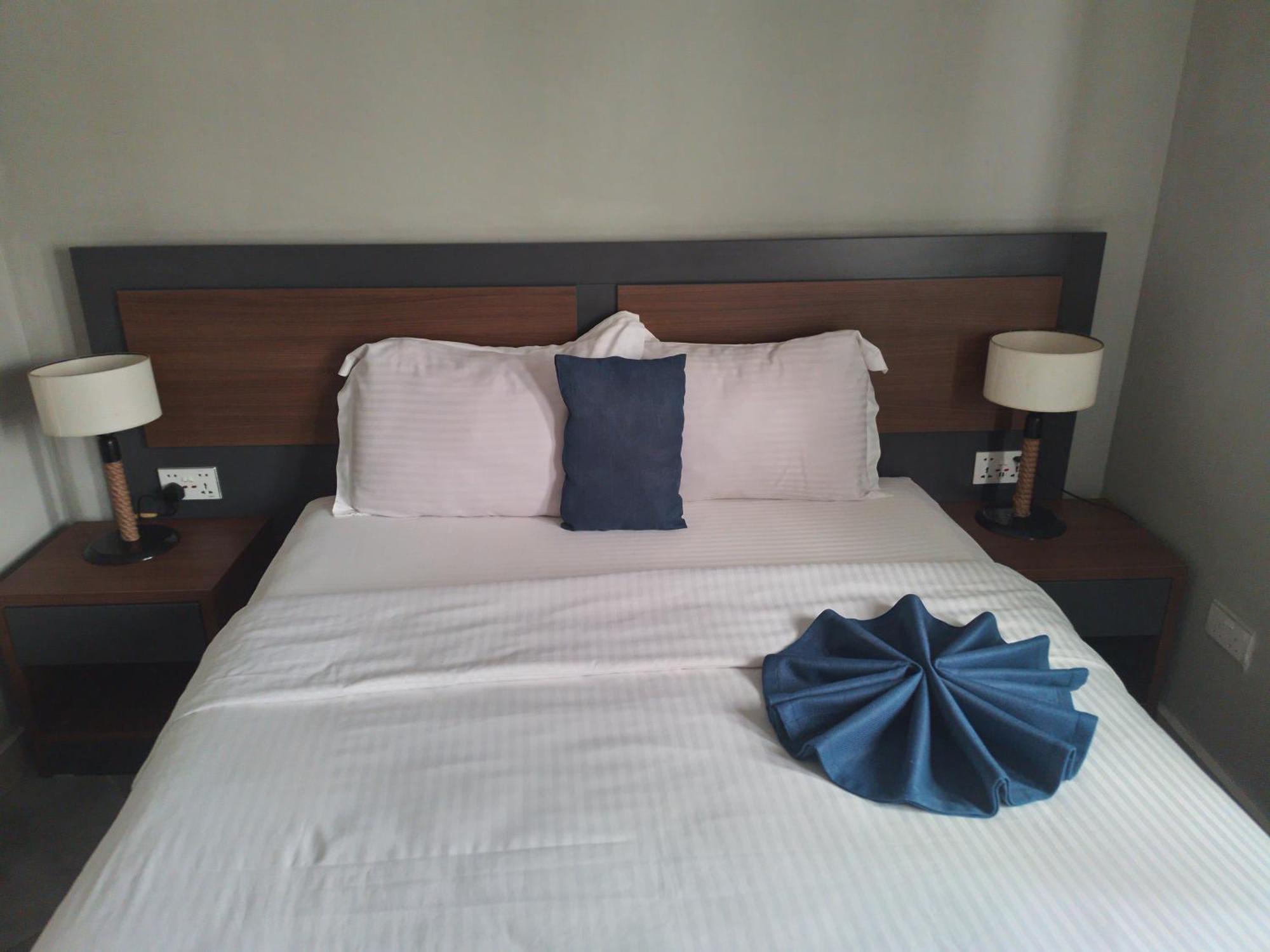 Euro Homes Hotel Accra Kültér fotó